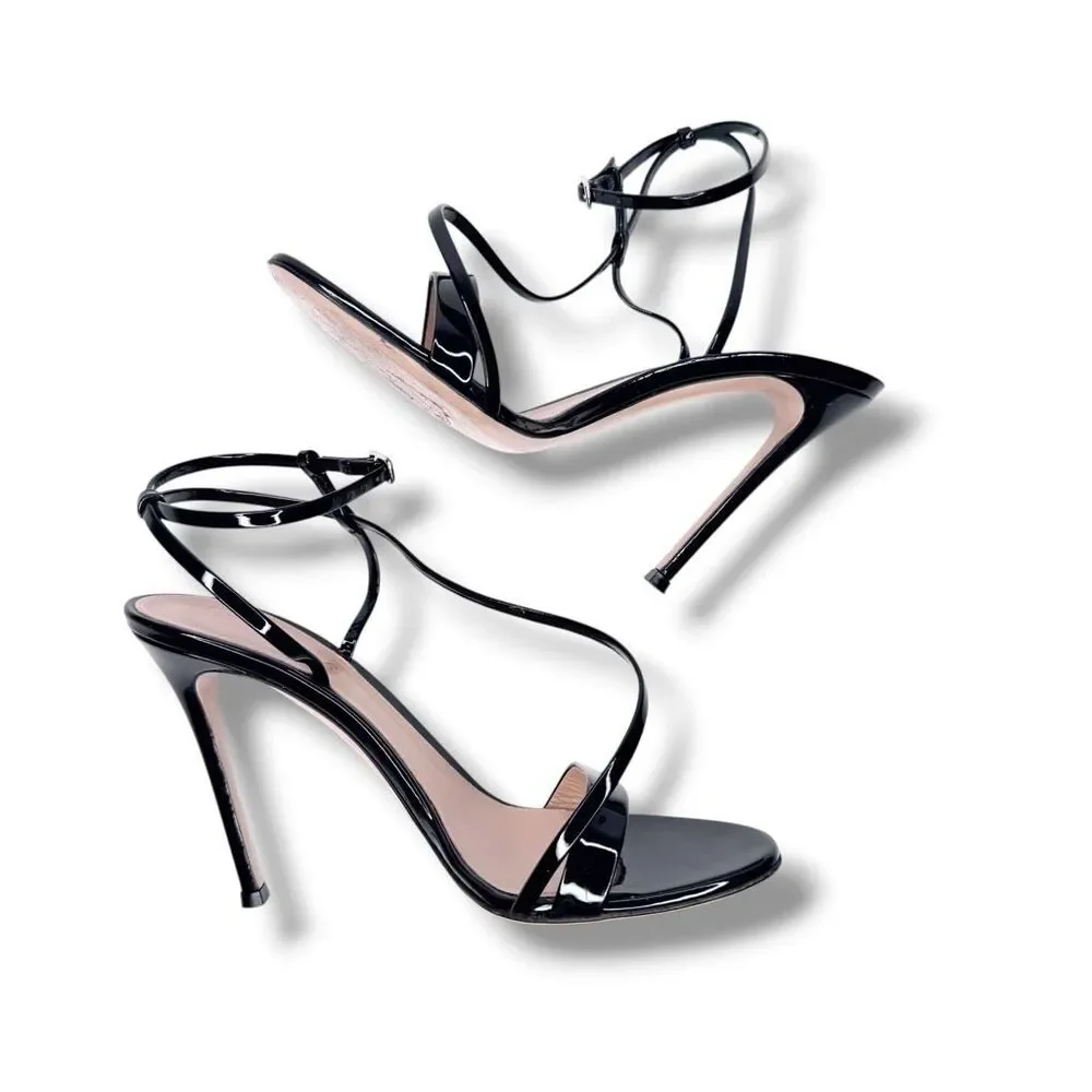 Gianvito Rossi Black Patent Leather Manhattan Ankle Strap Stiletto Heeled Sandal